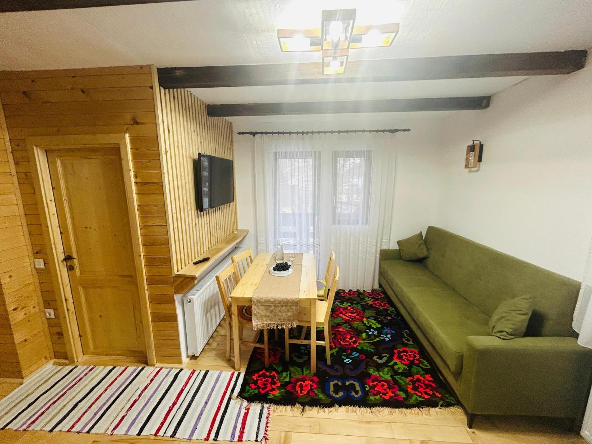 Cabana Gotan Moisei Bagian luar foto